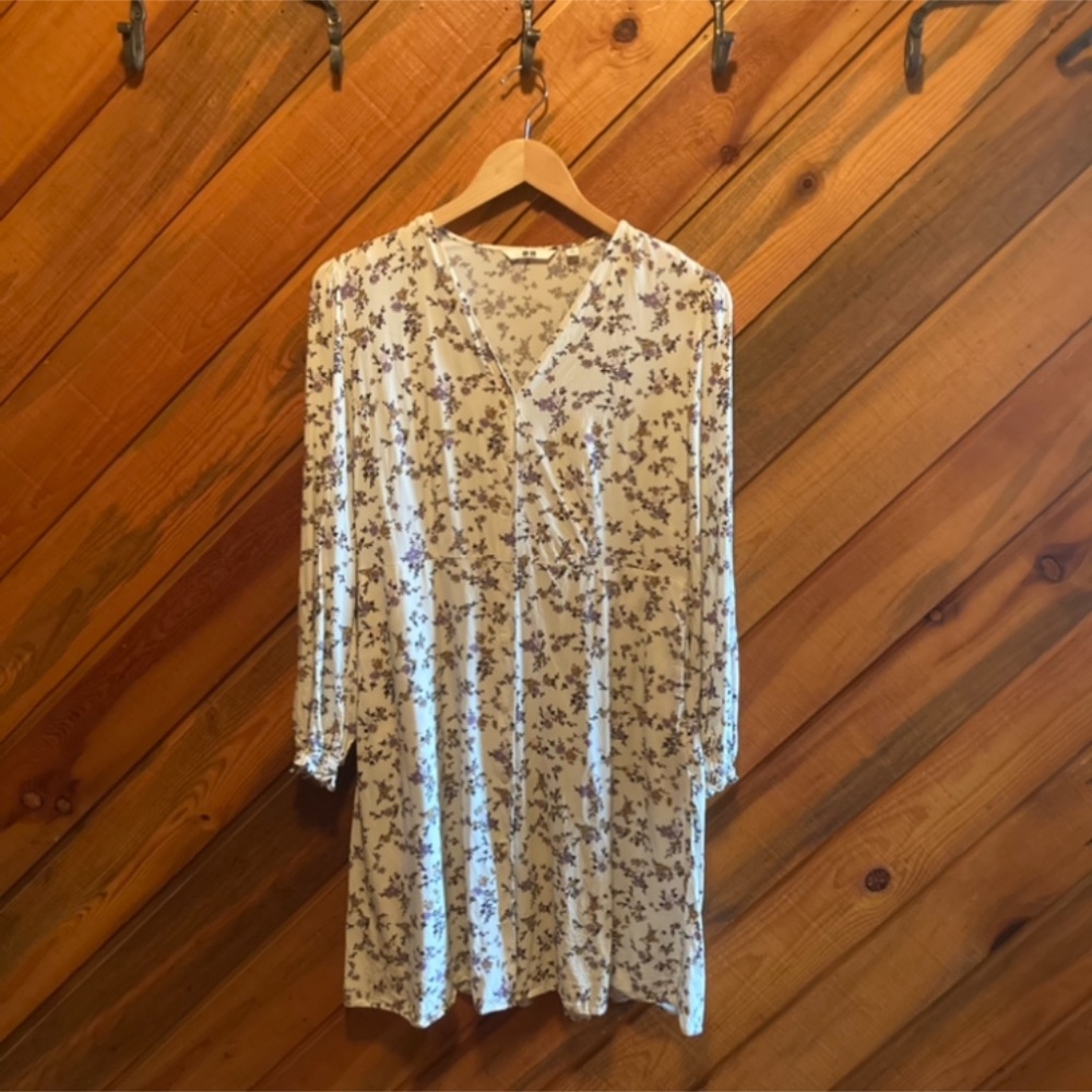 Floral, flowy, button down, white, midi, long sleeve Uniqlo dress.
